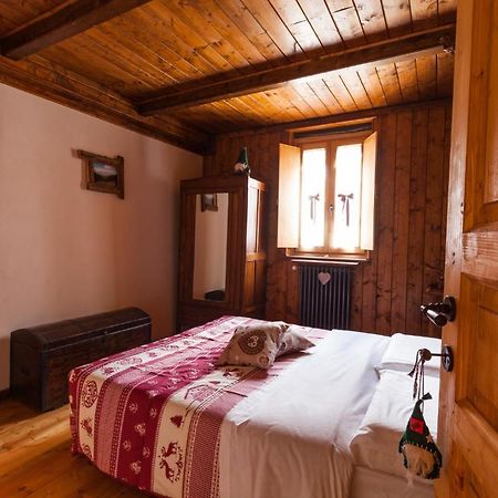 B & B La Guiette Кастельдельфино Экстерьер фото