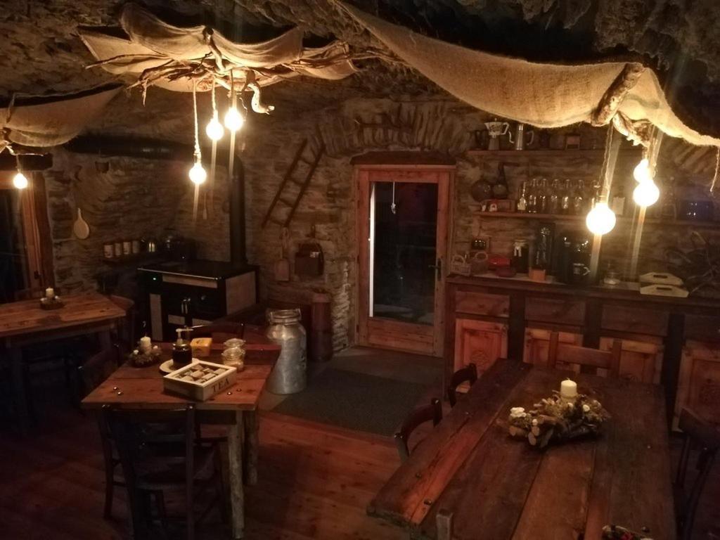 B & B La Guiette Кастельдельфино Экстерьер фото